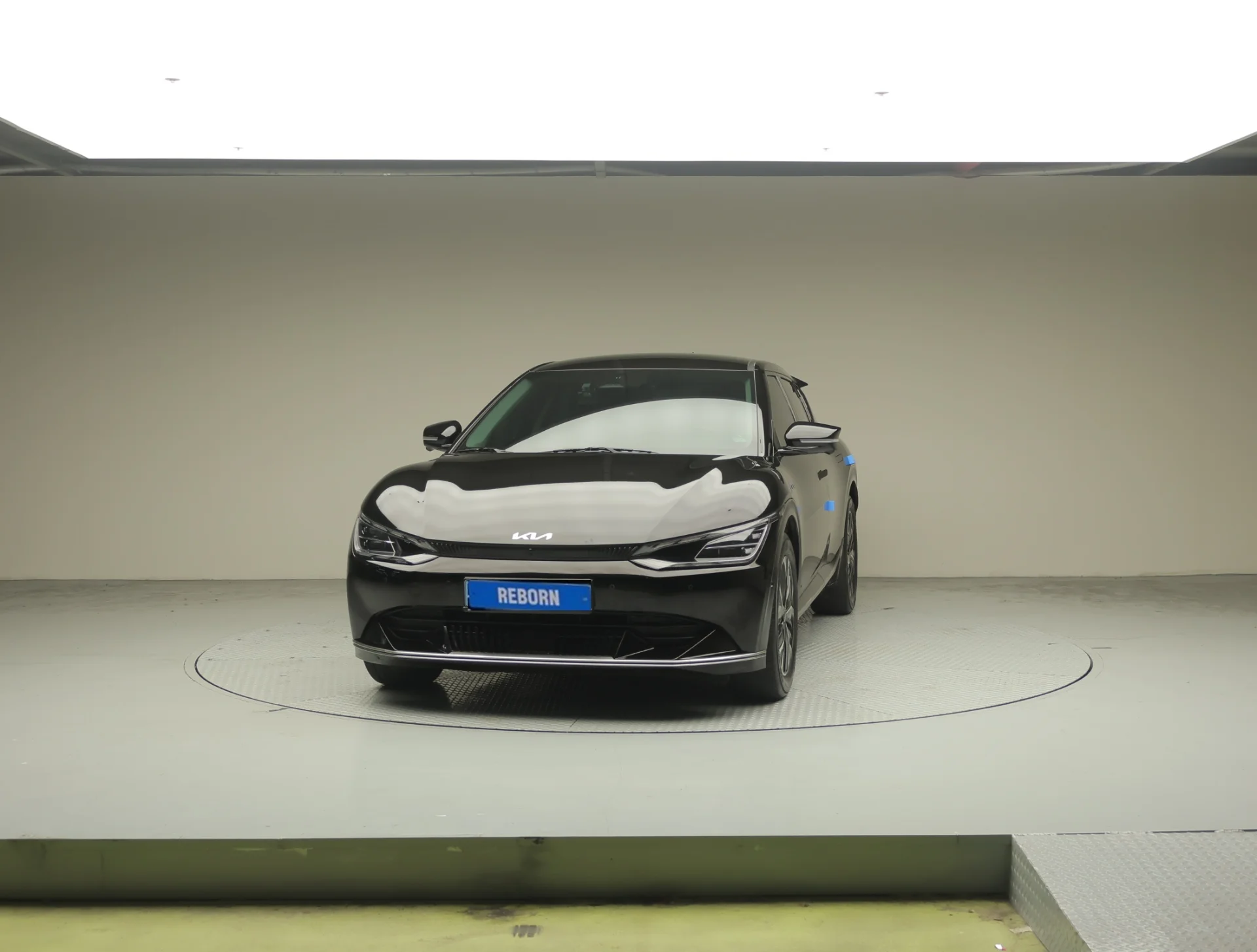 EV6 롱 레인지 2WD 어스